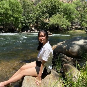 Meet your Posher, Nhi